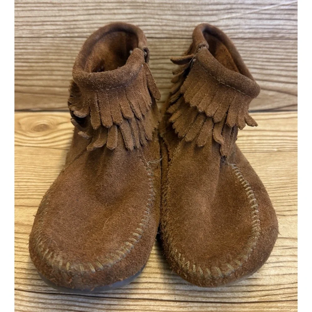 Minnetonka‎ Moccasins Brown Double Fringe Leather Bootie Ankle Boots Girls Sz 3